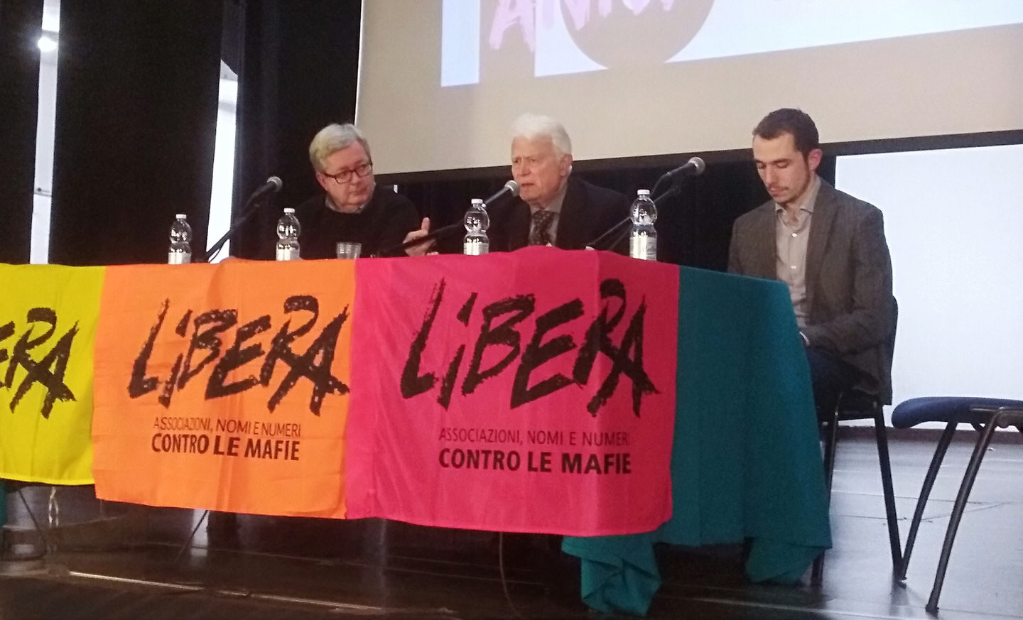 Caselli al Teatro dei Salesiani a Novara: «Coinvolgere i cittadini contro Mafie»