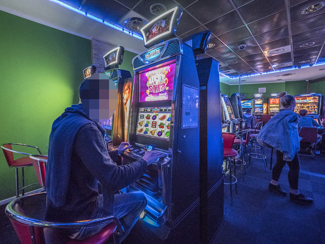 Slot machine: sanzionato un esercente di Novara