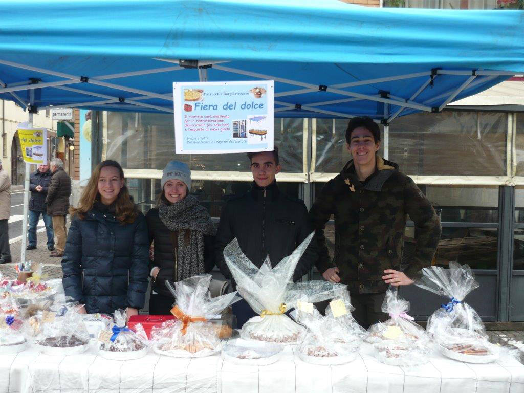 A Borgolavezzaro torte per aiutare a realizzare il centro giovanile