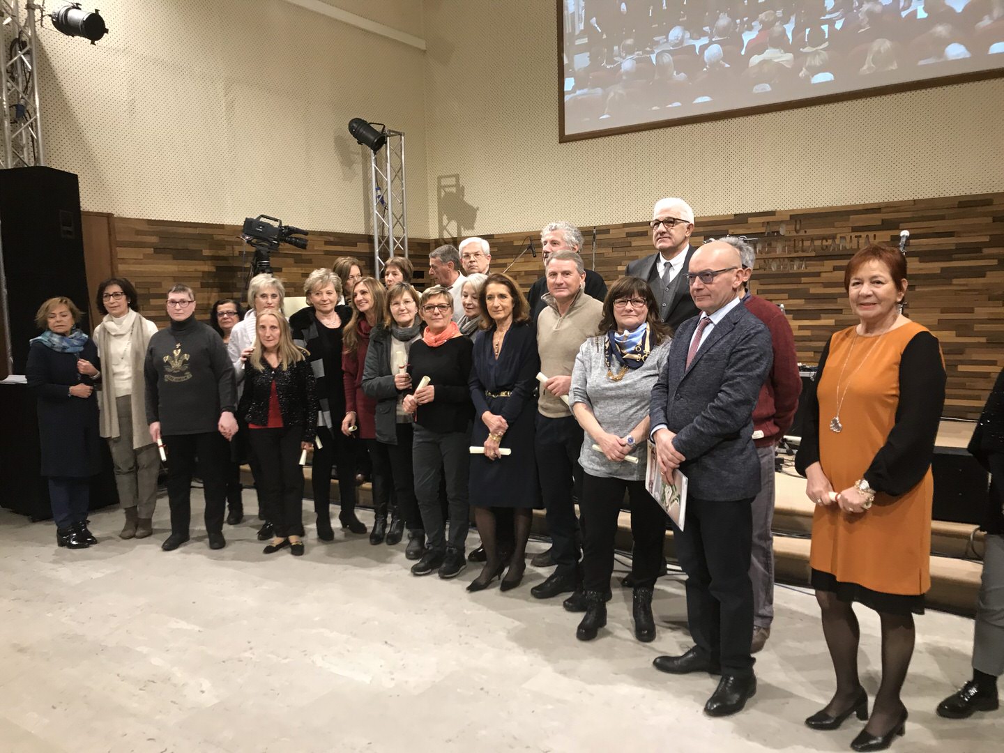 Concerto di Natale all’ospedale di Novara con Tony Esposito: occasione per salutare i pensionati 2017