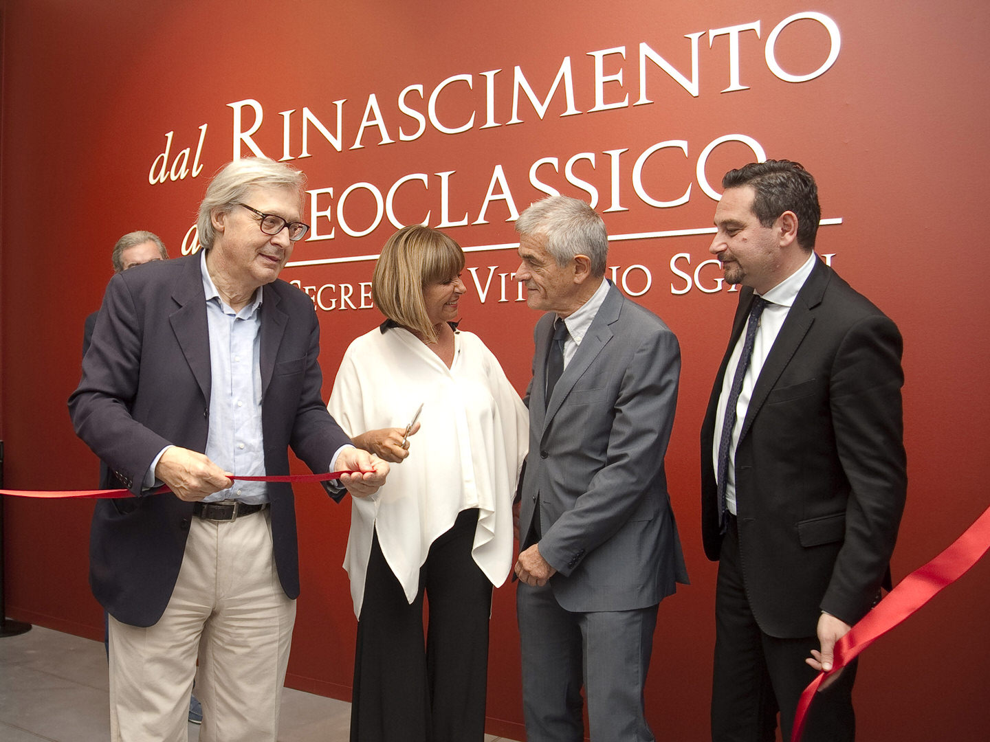 Mostra di Sgarbi al Castello di Novara: ingressi ridotti per le coppie nel periodo natalizio