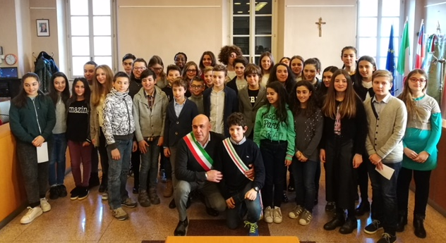 A Borgomanero nuovo sindaco del Consiglio Comunale dei Ragazzi