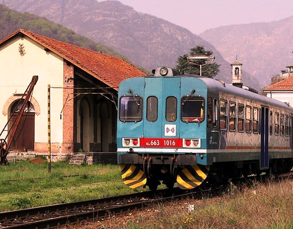 Linea ferroviaria Santhià Arona, a Gattinara convegno per discutere del suo futuro
