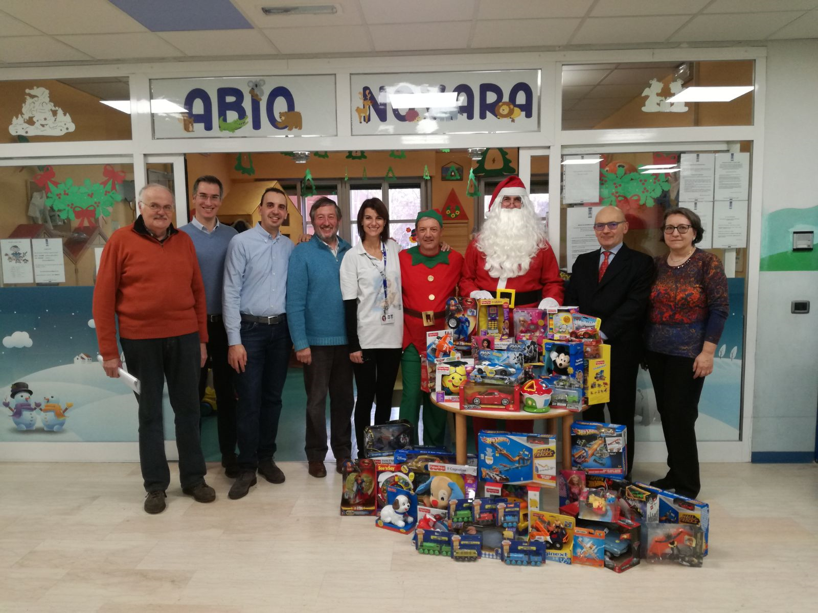 Il Service Rotary Club Novara San Gaudenzio consegna giocattoli alla pediatria dell’Ospedale “Maggiore”