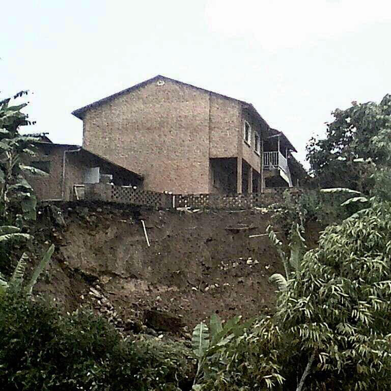 Orfanotrofio in Burundi realizzato dal Rotary Club Orta San Giulio e Casa Alessia colpito da una frana: attivata una raccolta fondi