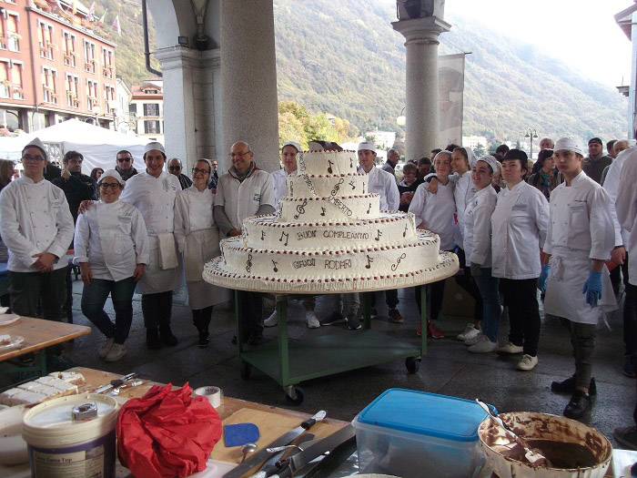 Un pasticcere solidale per il Carnevale Omegnese