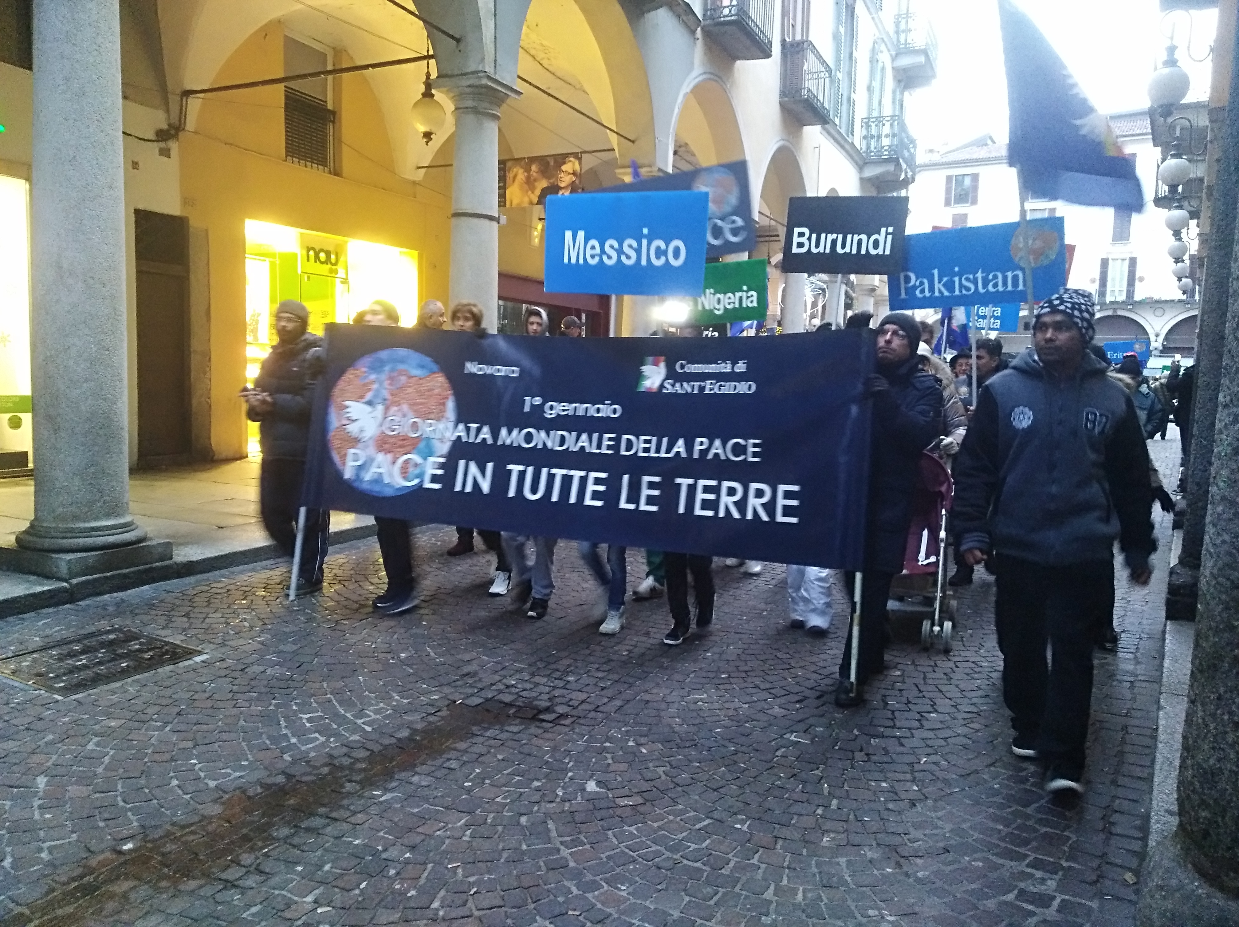 A Novara larga partecipazione alla marcia della Pace promossa dalla Comunità di S. Egidio
