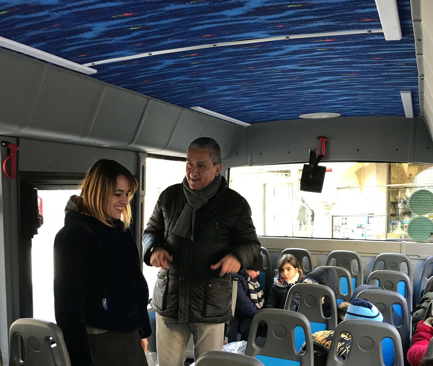 Autobus di ultima generazione per le scuole primarie di Omegna