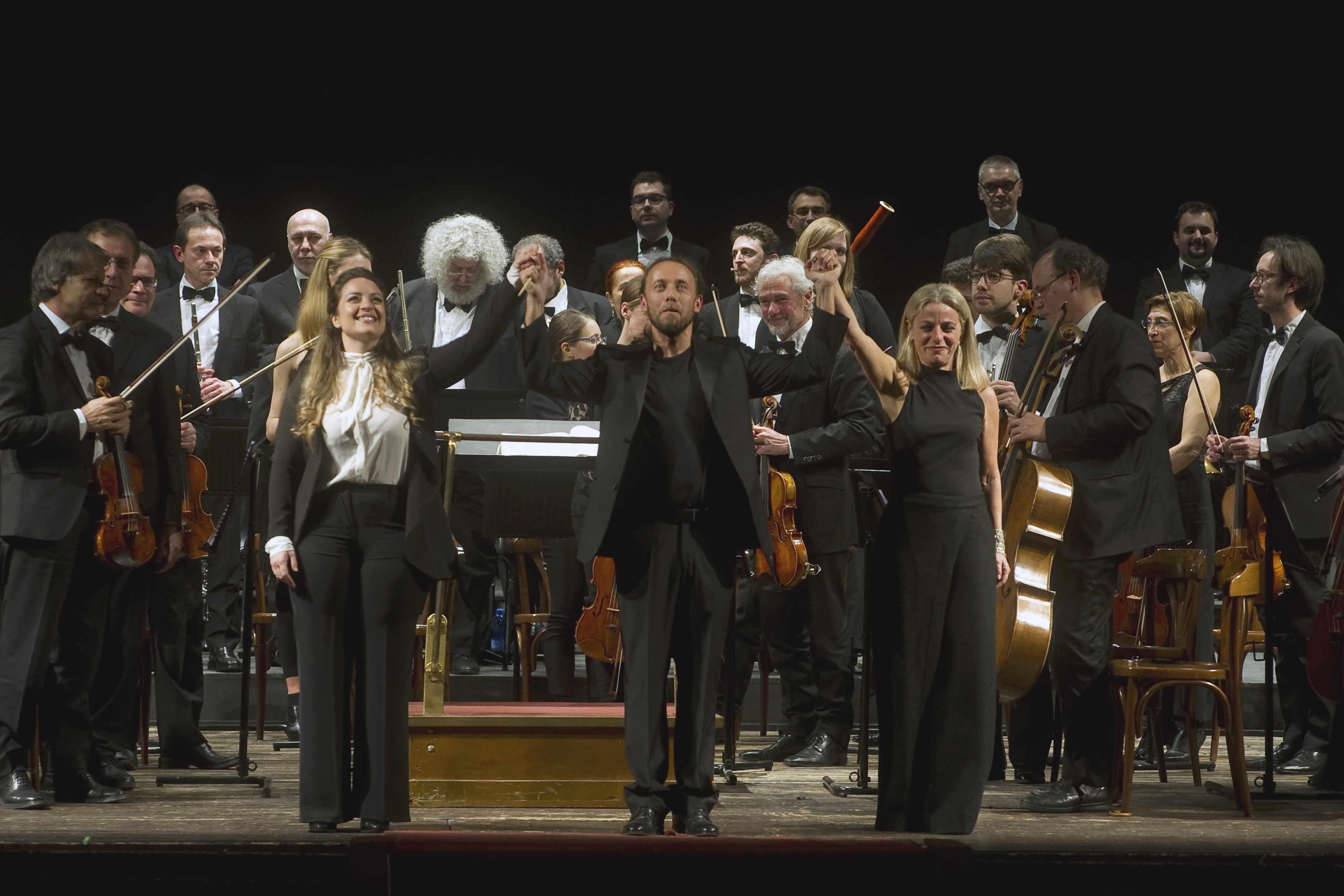 La Giagnoni incanta con il suo “Sguardo” sulla grande musica