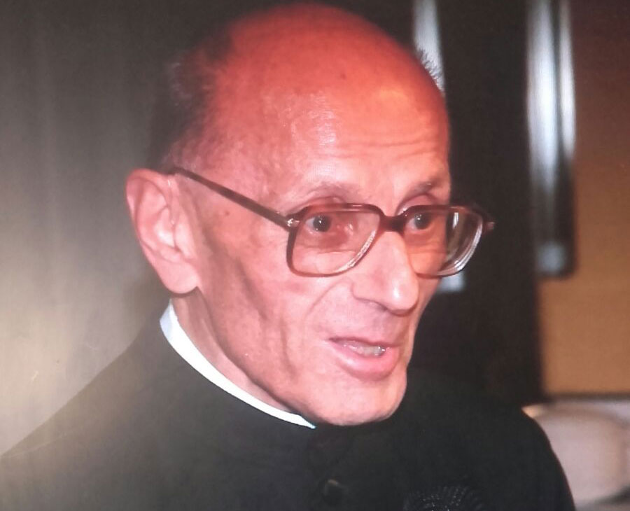 Lutto per la morte di don Franco Brusori