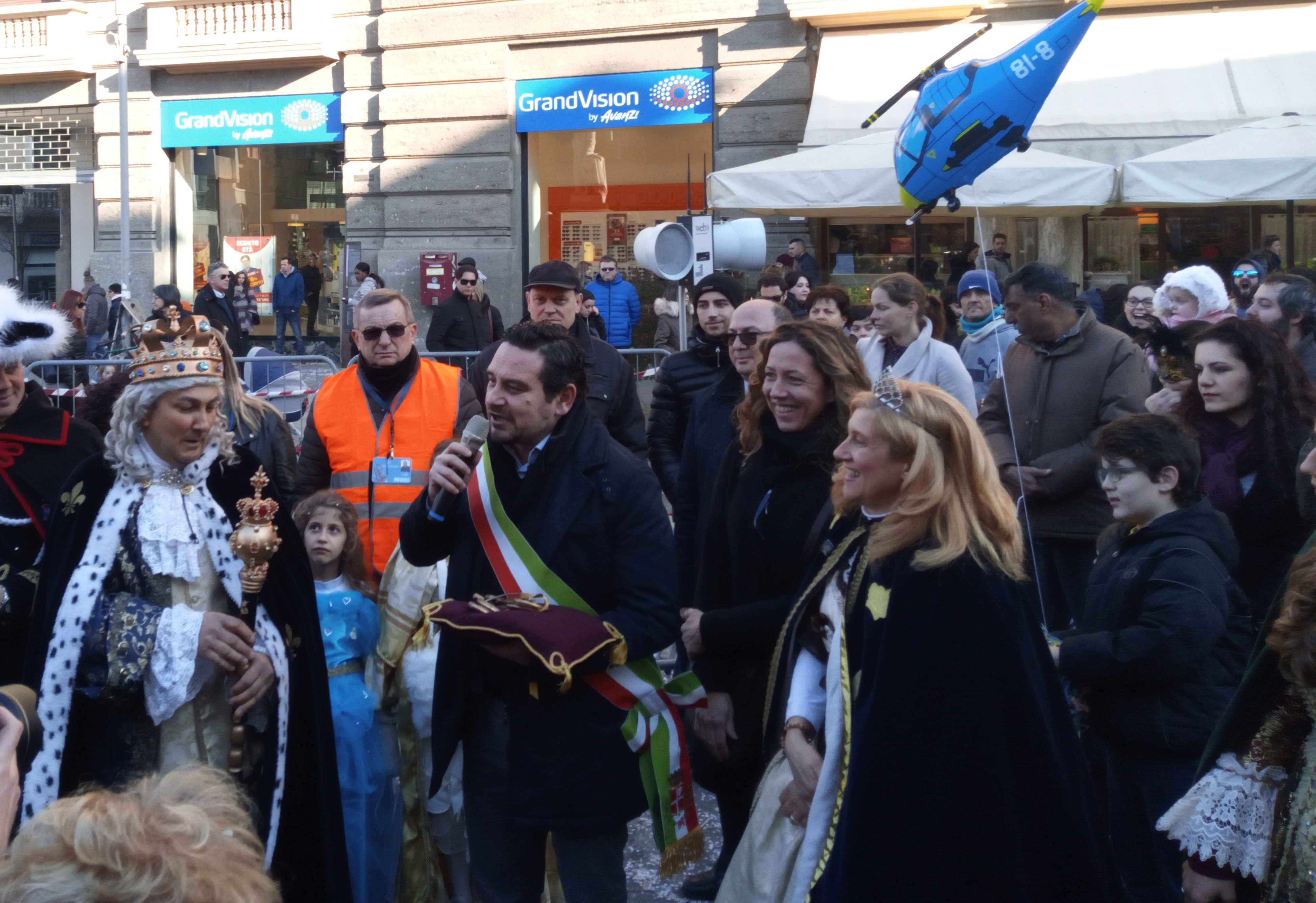 Carnevale di Novara, successo di pubblico per la sfilata