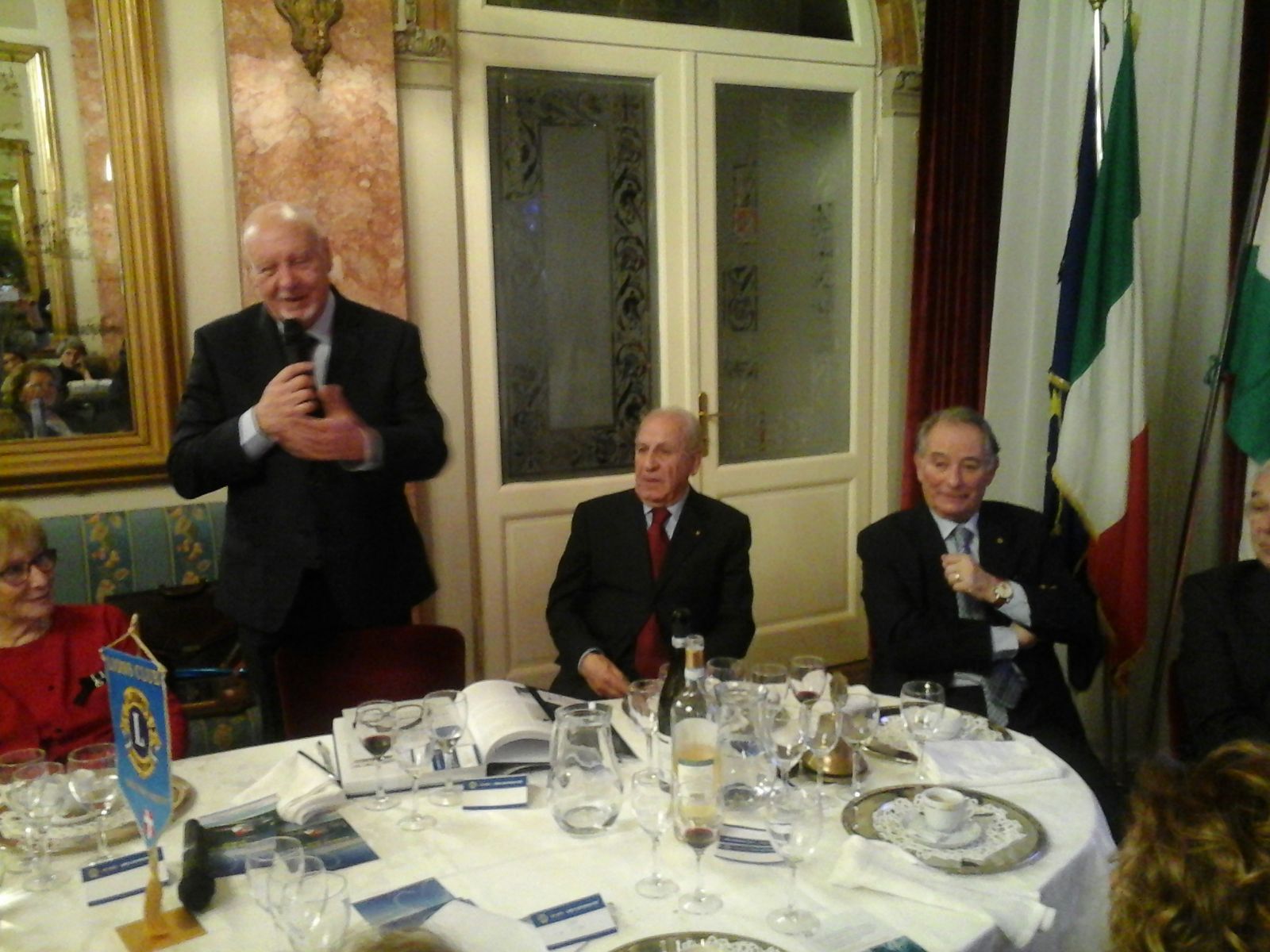 Lions Club Novara Host, serata dedicata alla Frecce Tricolori con il generale Gianfranco Da Forno