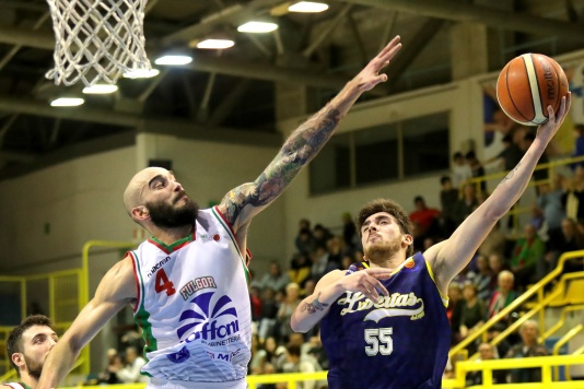 La Fulgor Paffoni Omegna stasera in campo contro la Robur et Fides Varese