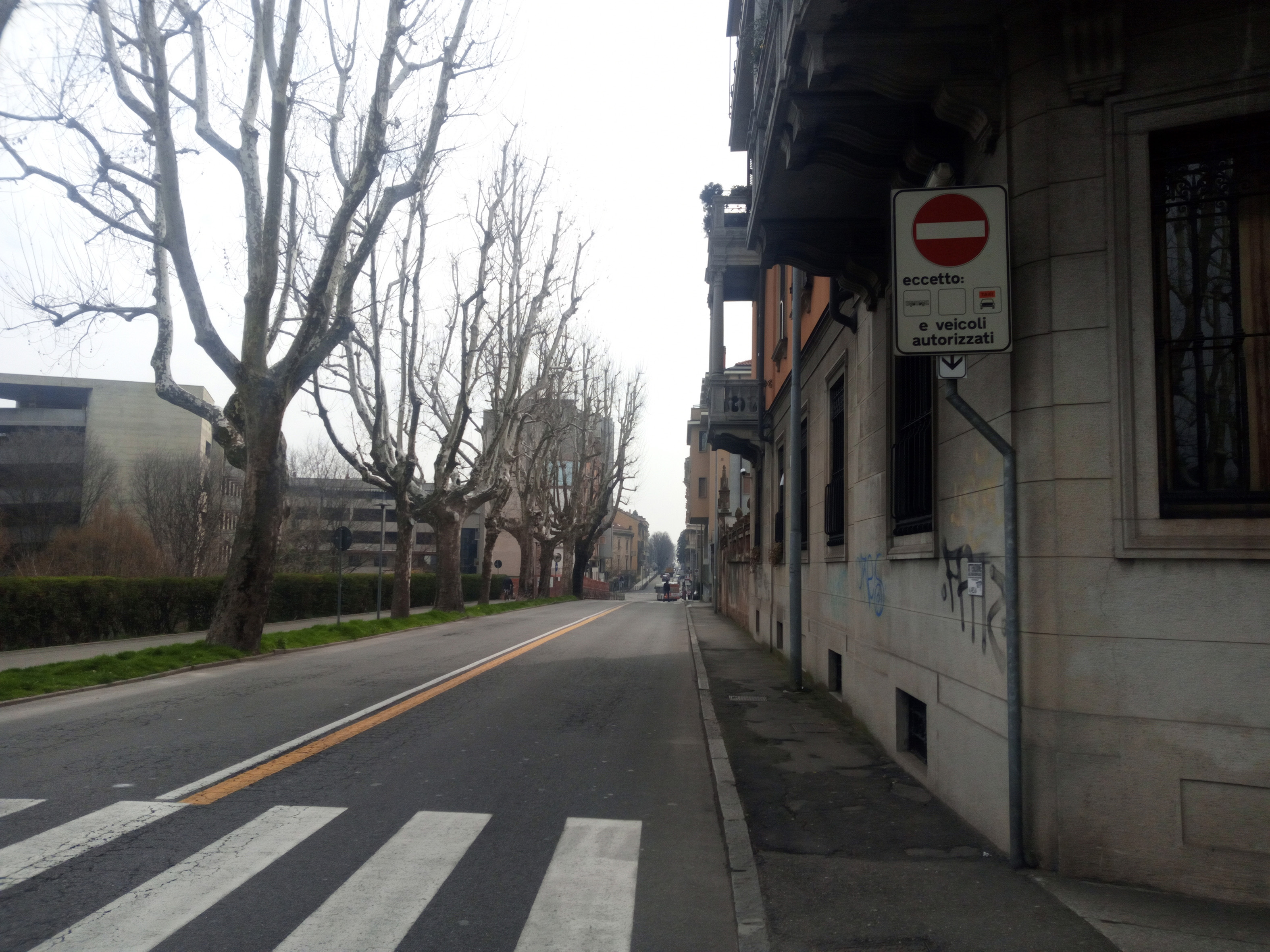 Novara, doppio senso sul Baluardo Quintino Sella dal 1° aprile: la sperimentazione fa discutere