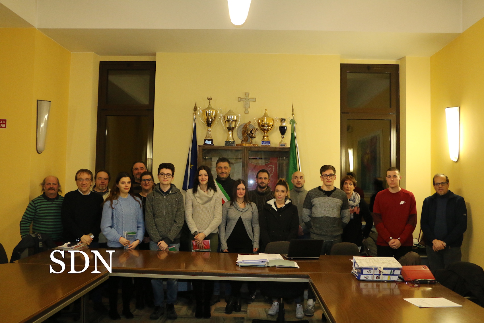 Mergozzo: borse di studio e Costituzione ai giovani (foto gallery)