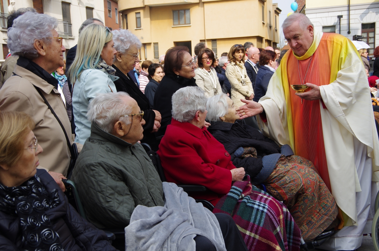 Cerano, domenica in Albis 8 aprile