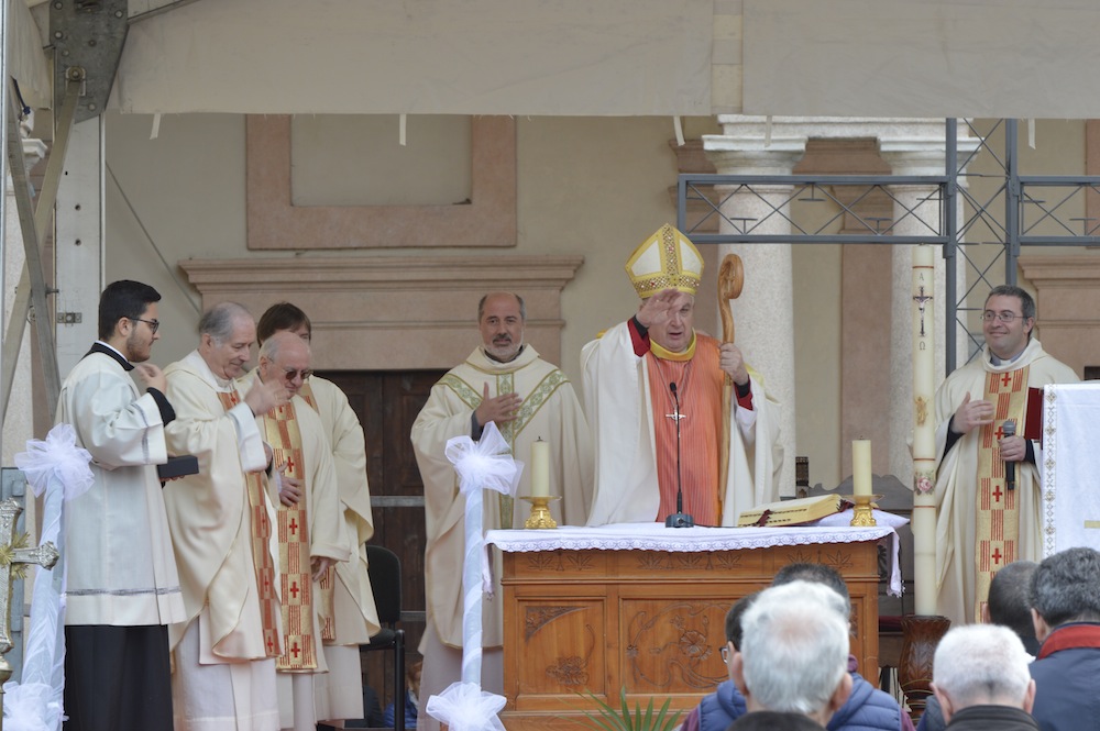 Cerano, domenica in Albis 8 aprile