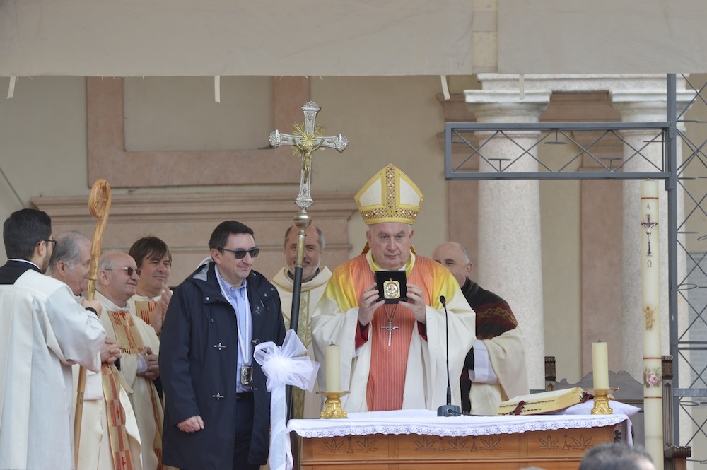 Cerano, domenica in Albis 8 aprile