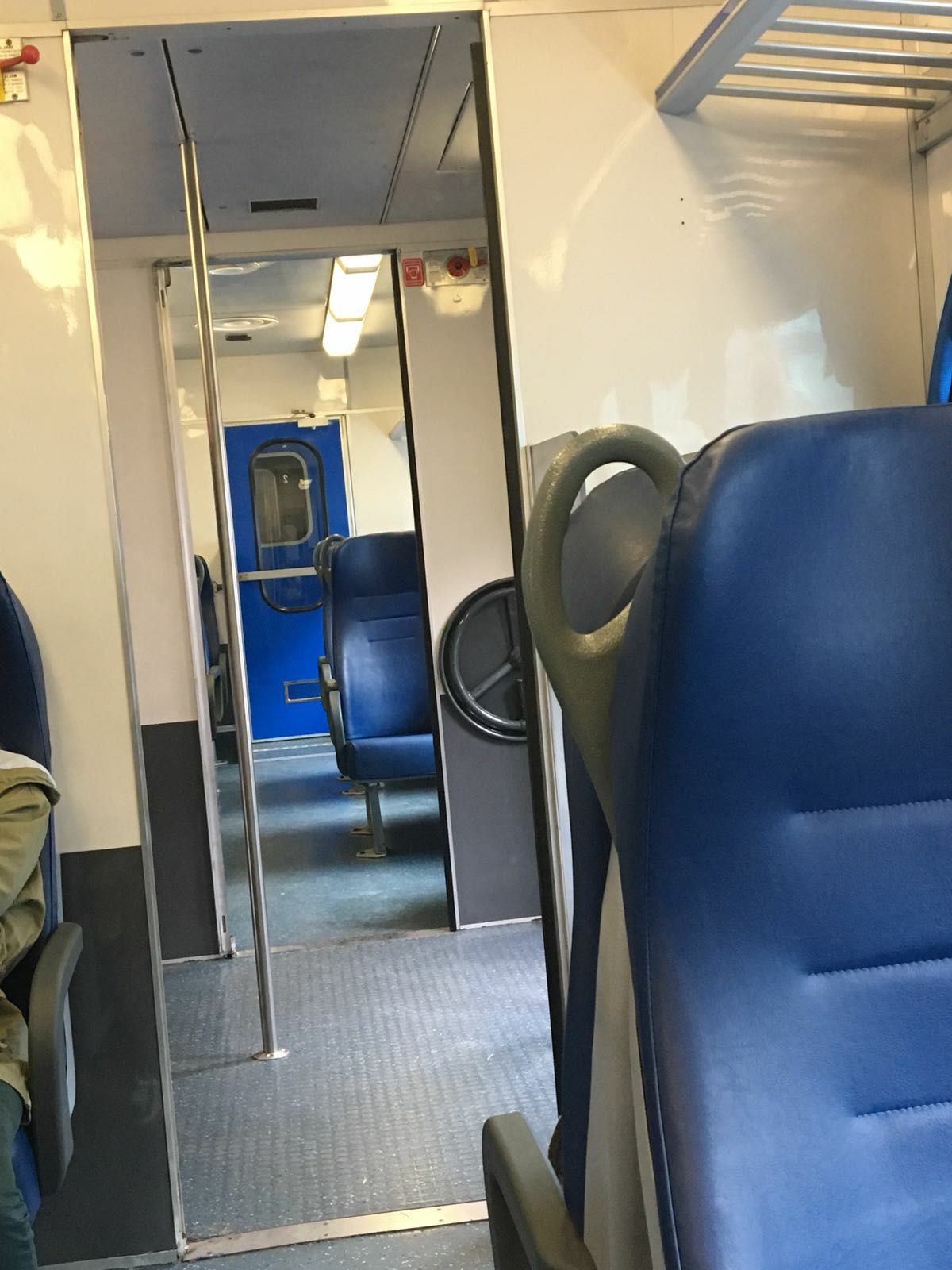 Pendolari Milano-Torino, ancora disagi: lettera all’assessore regionale