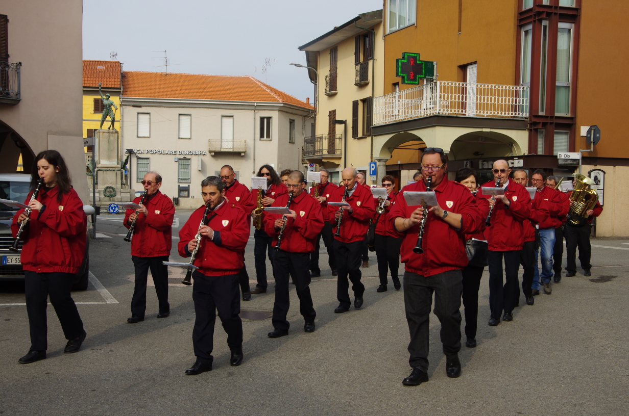 Cerano, domenica in Albis 8 aprile