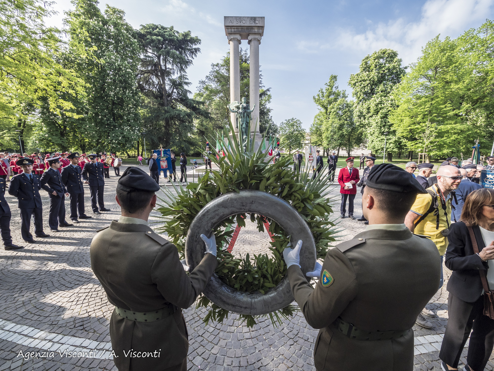 25 Aprile a Novara, larga partecipazione alle celebrazioni del 73° anniversario della Liberazione