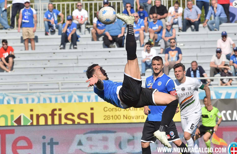 Novara calcio, domani a Empoli e martedì a Cremona: per la salvezza servono punti