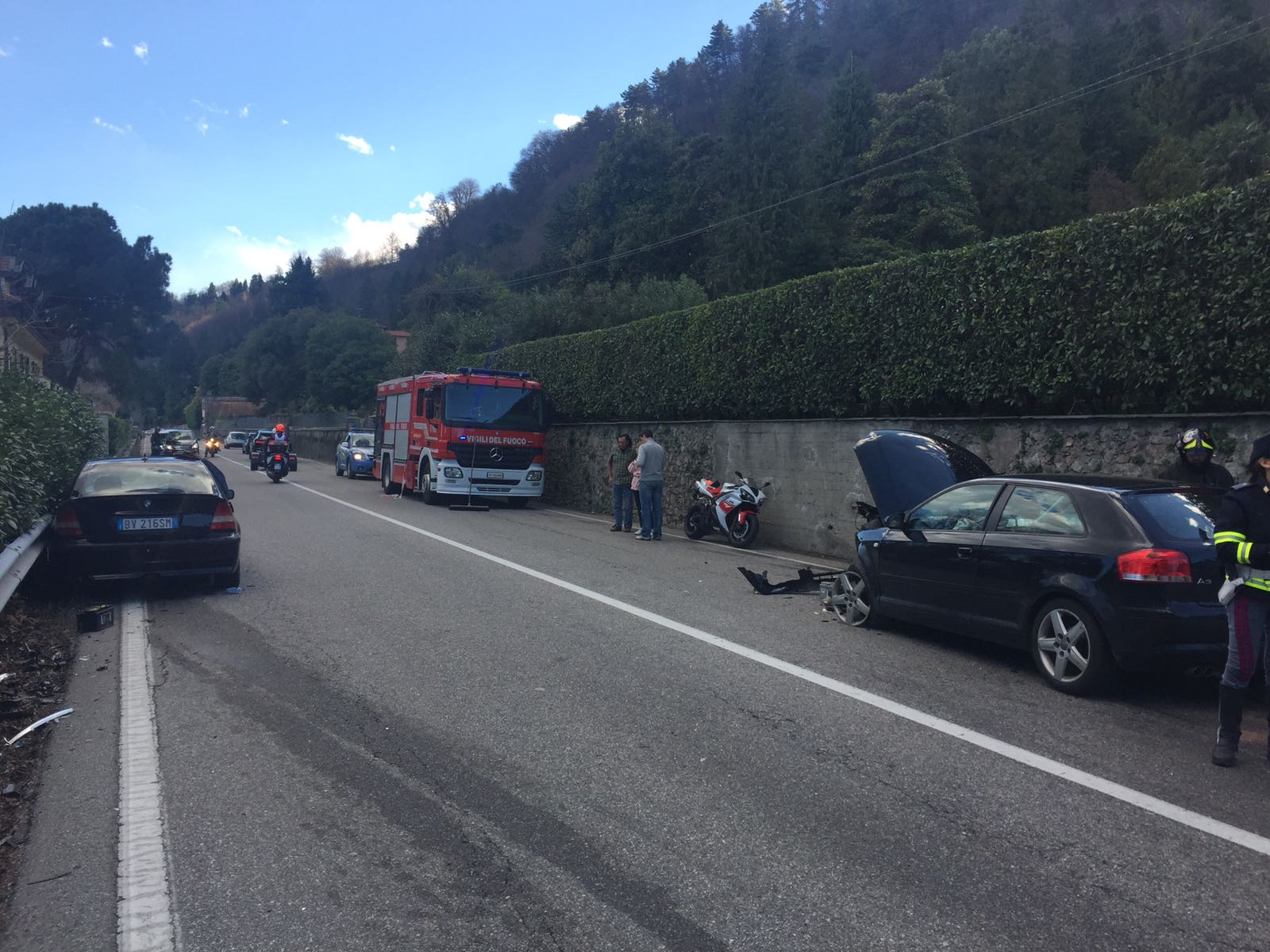 Meina, incidente tra due vetture: cinque persone all’ospedale, grave uno dei due autisti