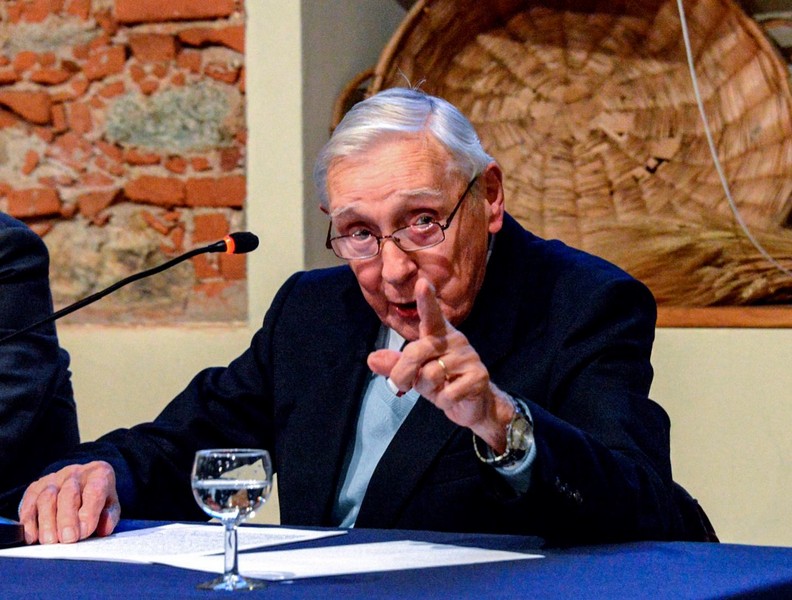 Romagnano distretto di Francia. Sabato 26 si presenta il lavoro di Fioramonti