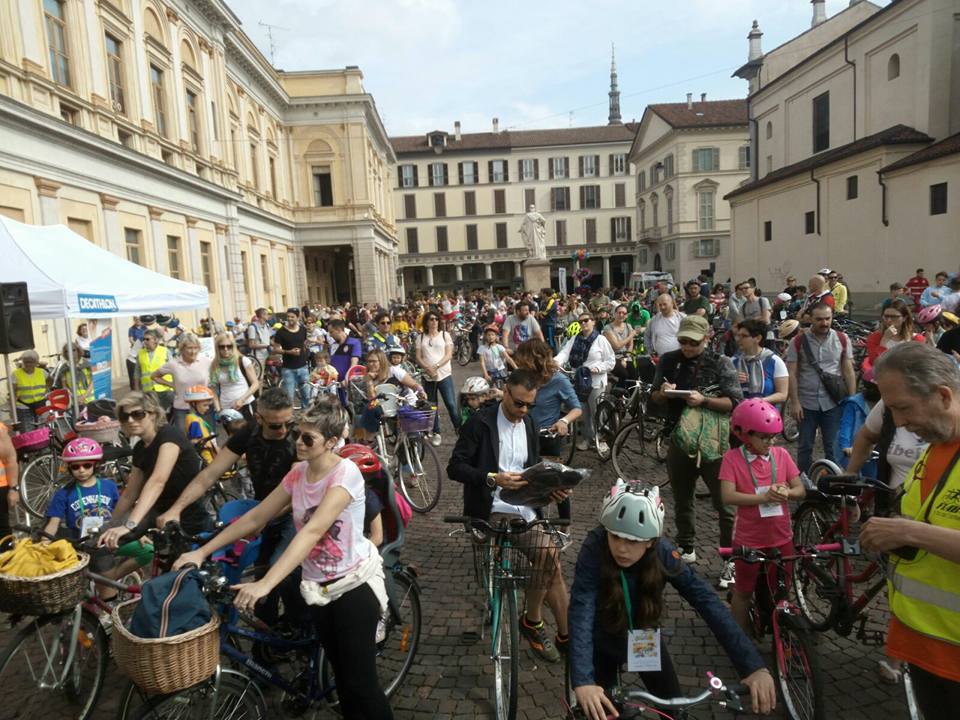 Circa 1000 partecipanti alla 19ª Bimbinbici di Novara
