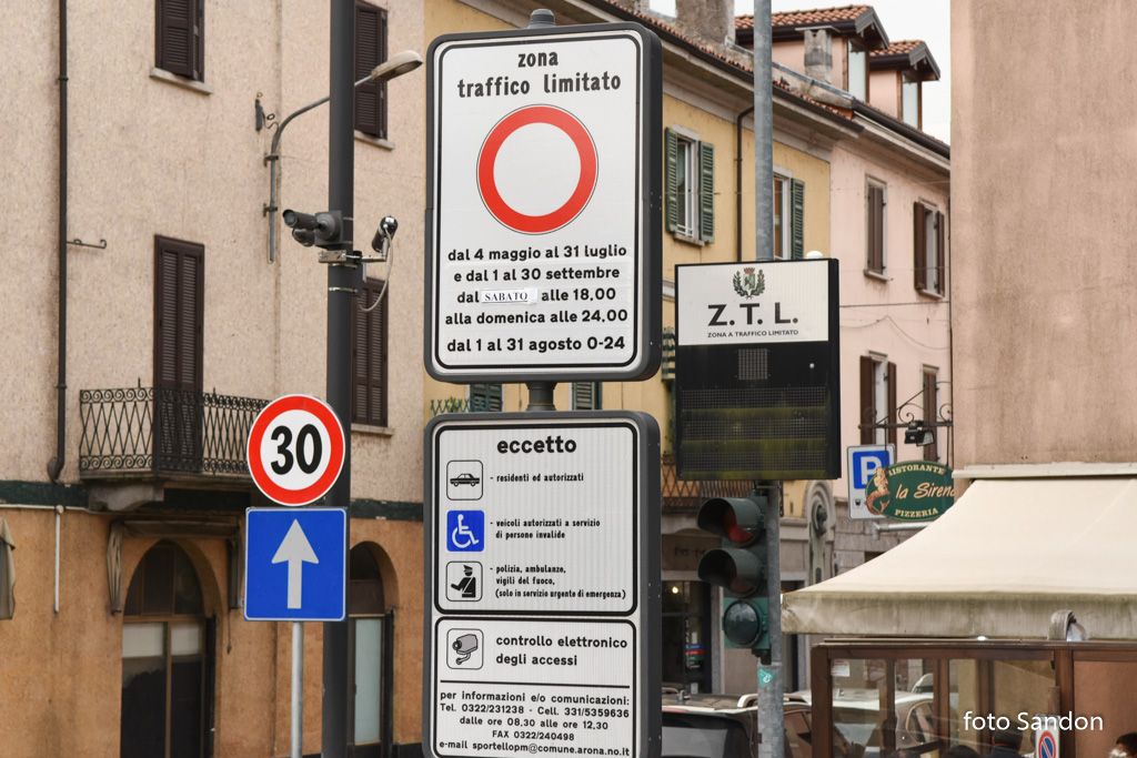 Arona riattiva la ZTL sul lungolago