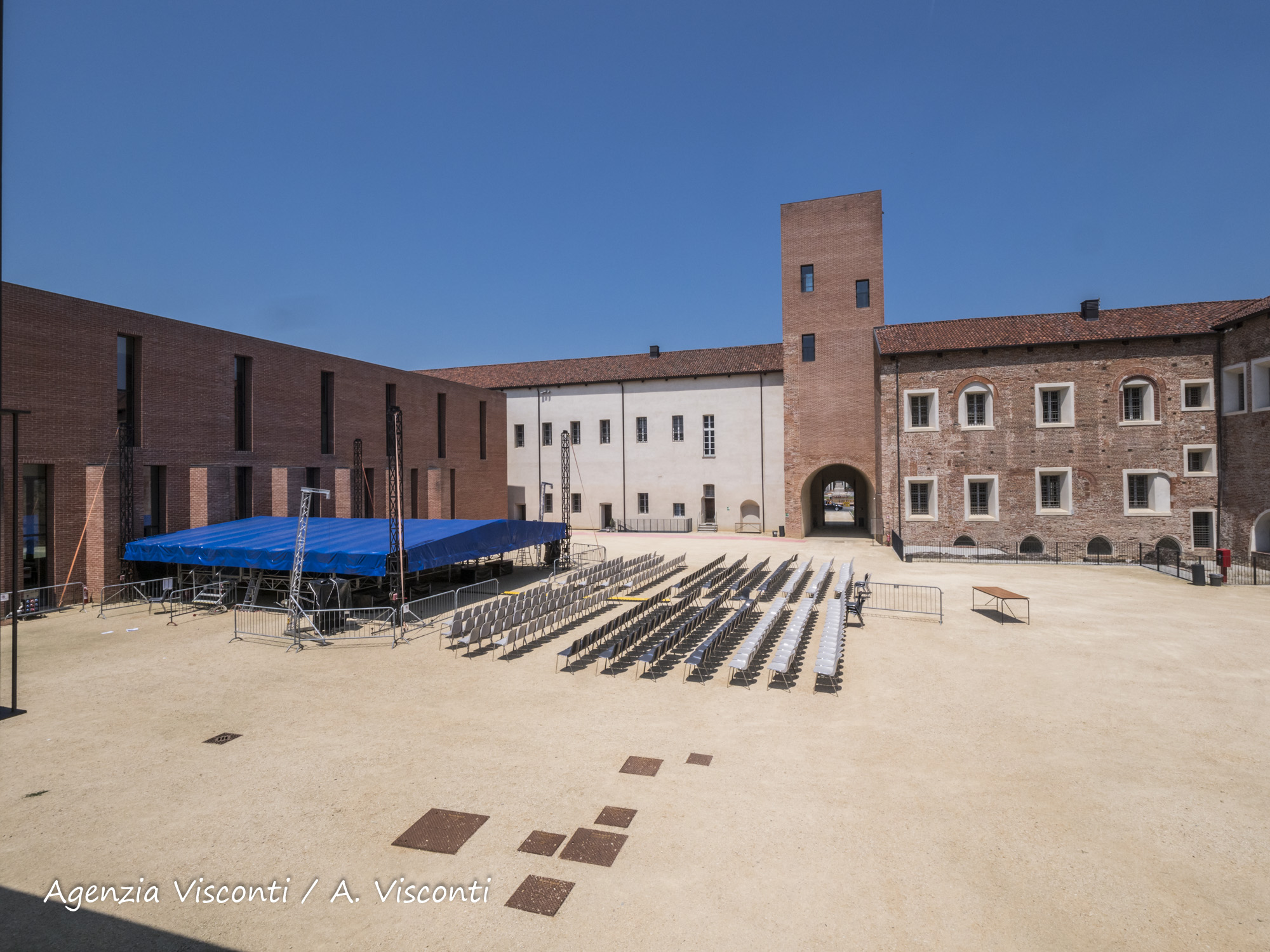 “A corte – L’Estate novarese al Castello”: dal 6 luglio al 16 settembre spettacoli ogni sera