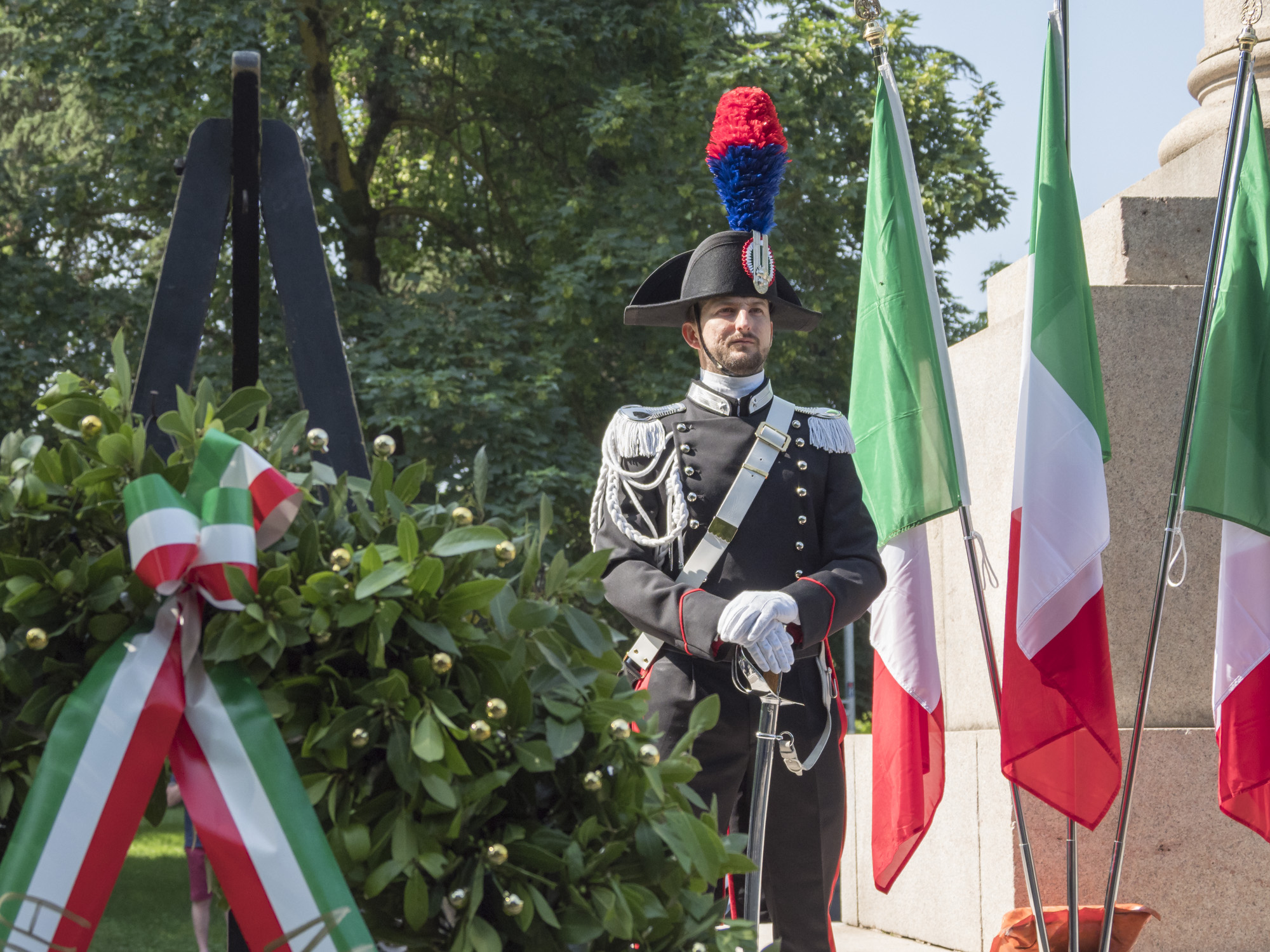 Tanti giovani per la Festa della Repubblica a Novara
