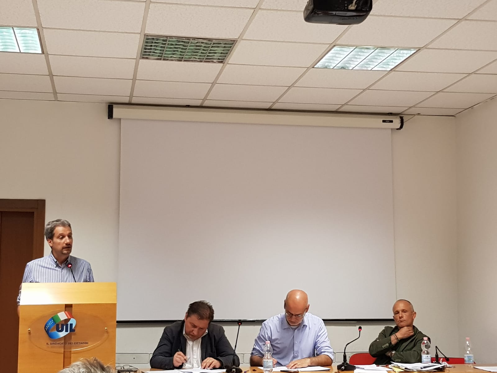 Frontalieri: “Un tavolo con il Governo al più presto” l’appello di Luca Caretti (Cisl)