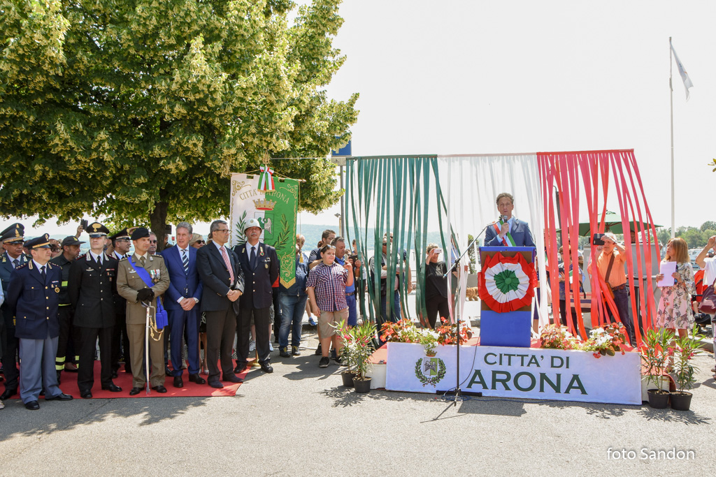 Partecipata festa della Repubblica ad Arona