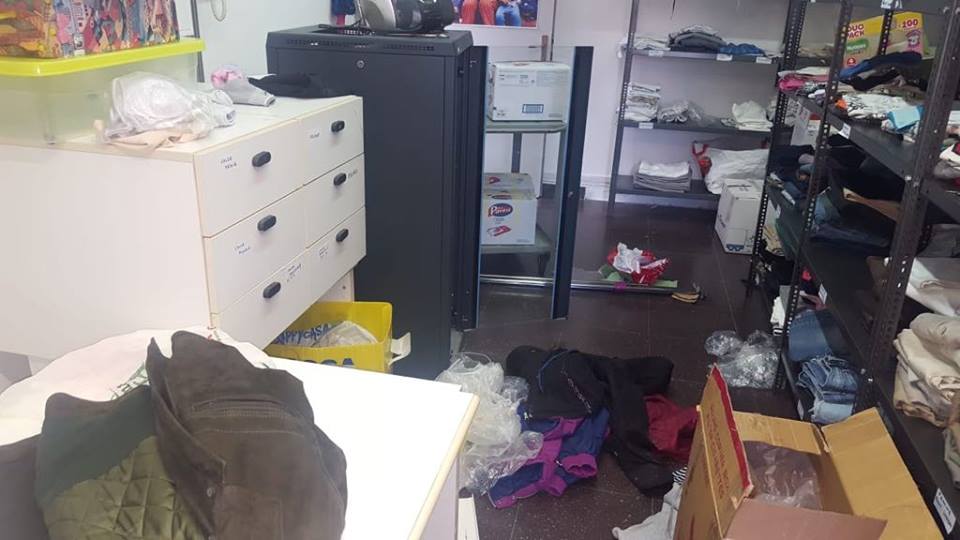 Ladri in azione all’ex Cdq Sud: danneggiato anche il Centro di distribuzione di Casa Alessia