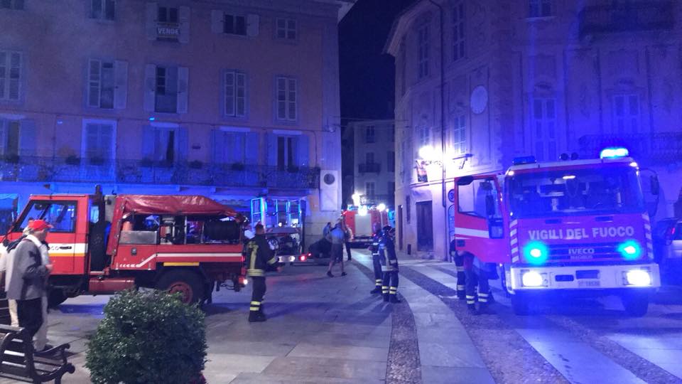 Incendio in centro a Varallo