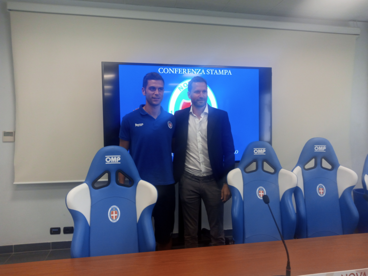 Novara calcio, presentato il difensore Visconti: «Stiamo lavorando bene»