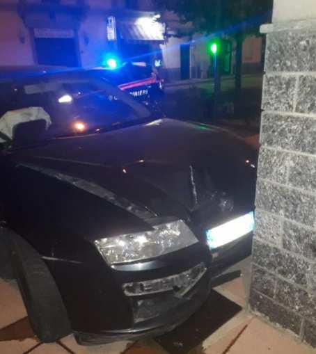 Privo di patente, i Carabinieri gli impongono l’alt: nasce un pericoloso inseguimento in corso Trieste