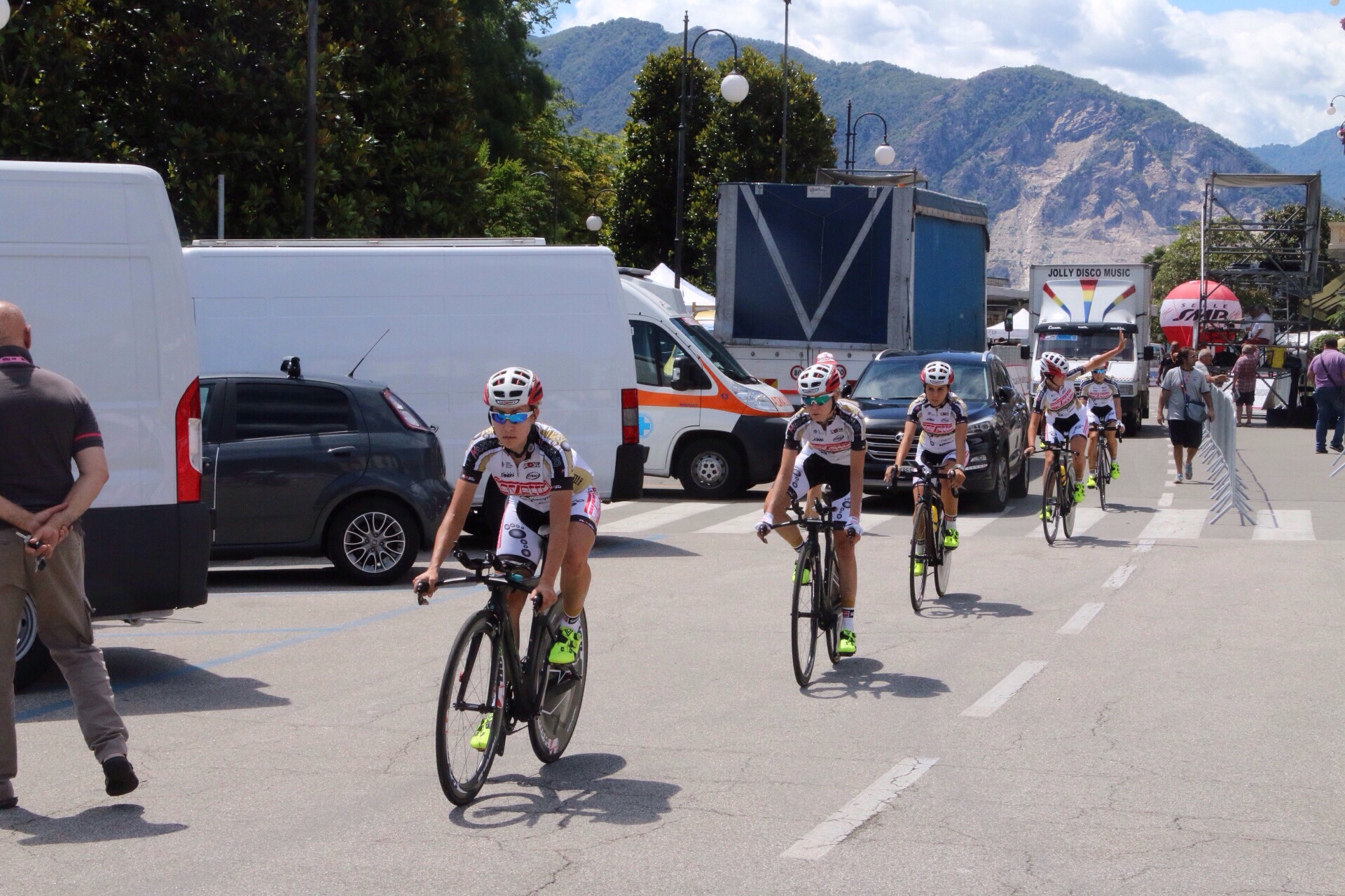 Giro Rosa a Verbania, Elisa Longo Borghini al via alle 17.09