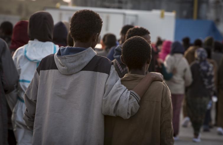 Lettera alla CEI: i vescovi denuncino chiaramente il razzismo
