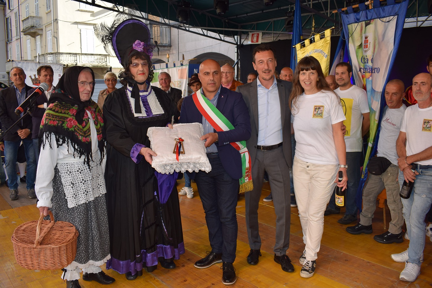 Borgomanero Festa dell’Uva: la padrona della città è la “Sciora Togna”