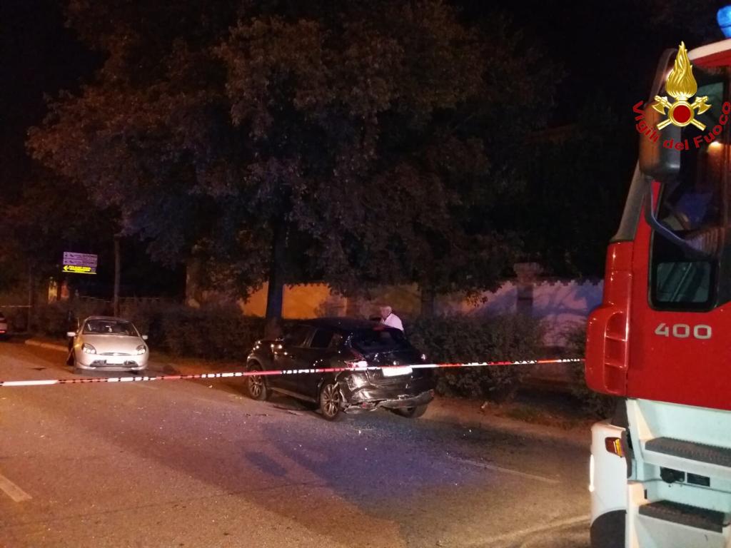 Incidente tra due auto mercoledì sera in viale Dante