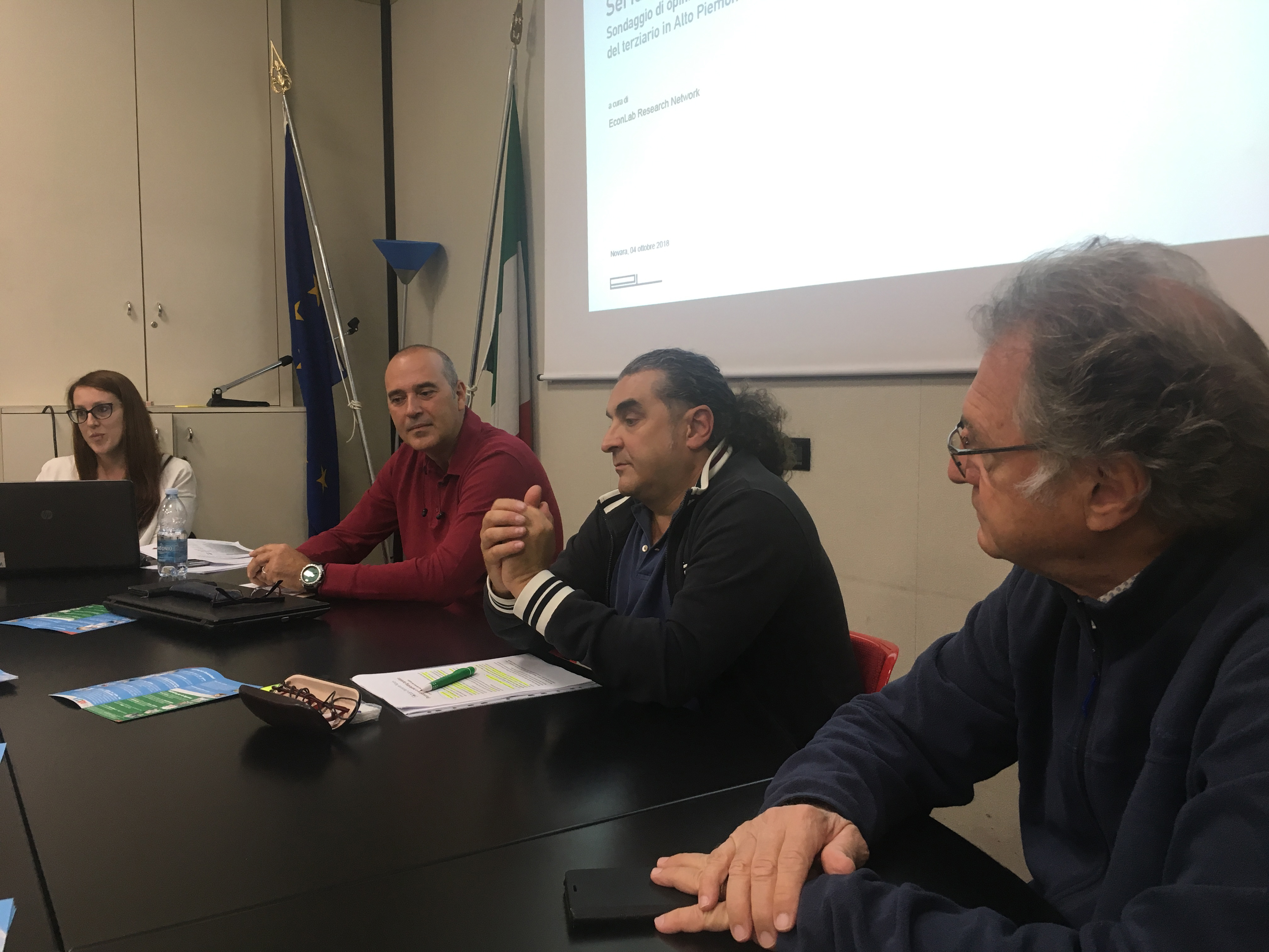 Chiusure domenicali, il commercio novarese si divide