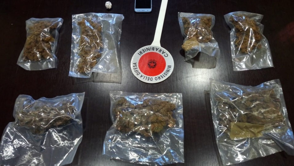 Operazione Alto Impatto dei Carabinieri: quasi un chilo di droga sequestrata e diversi arresti