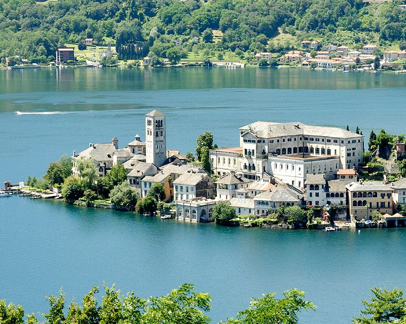 Madre Maria Grazia Girolimetto nuova badessa dell’isola di San Giulio