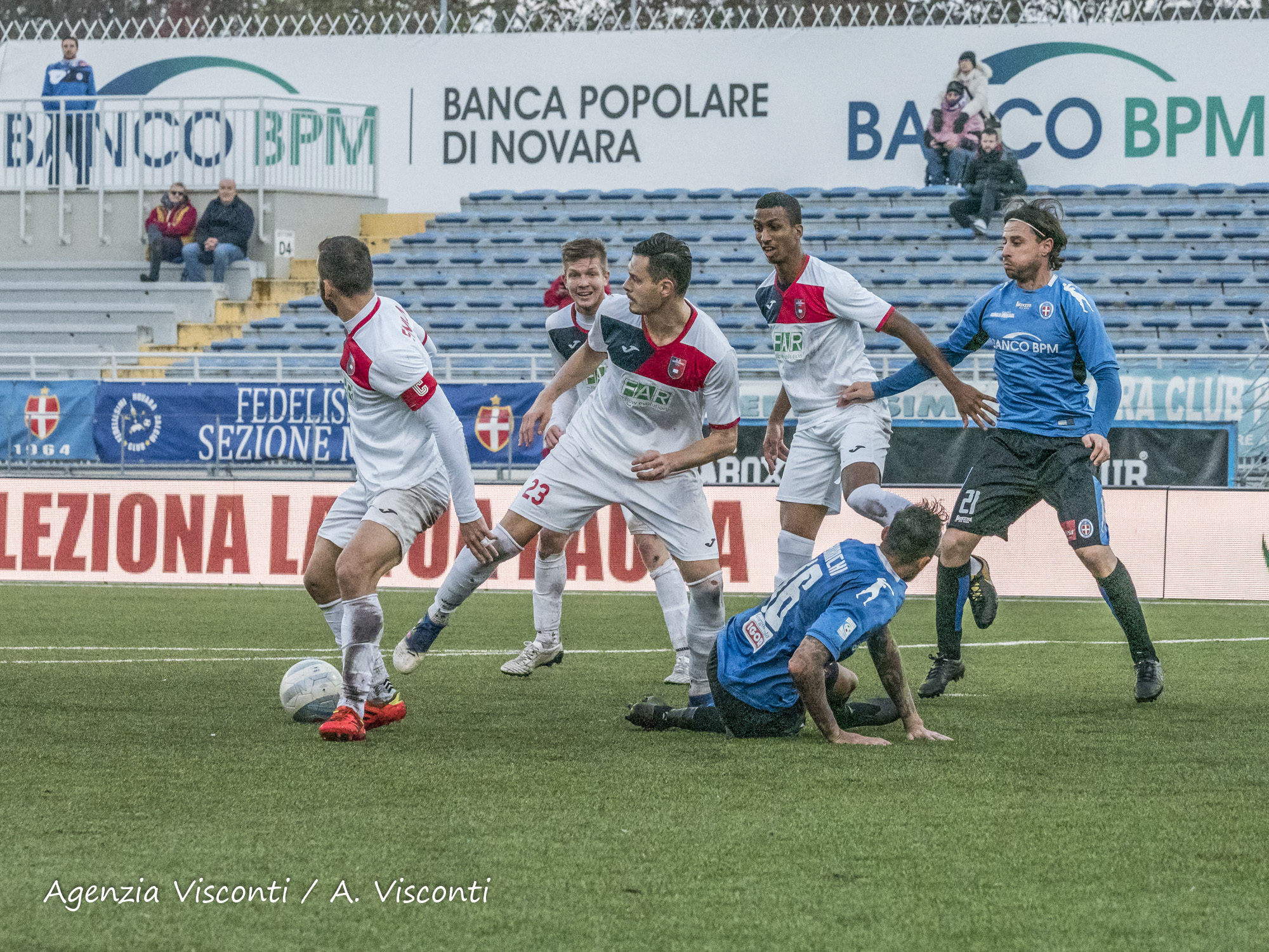 Il Novara delude ancora in casa: è solo 0 a 0 nel derby col Gozzano