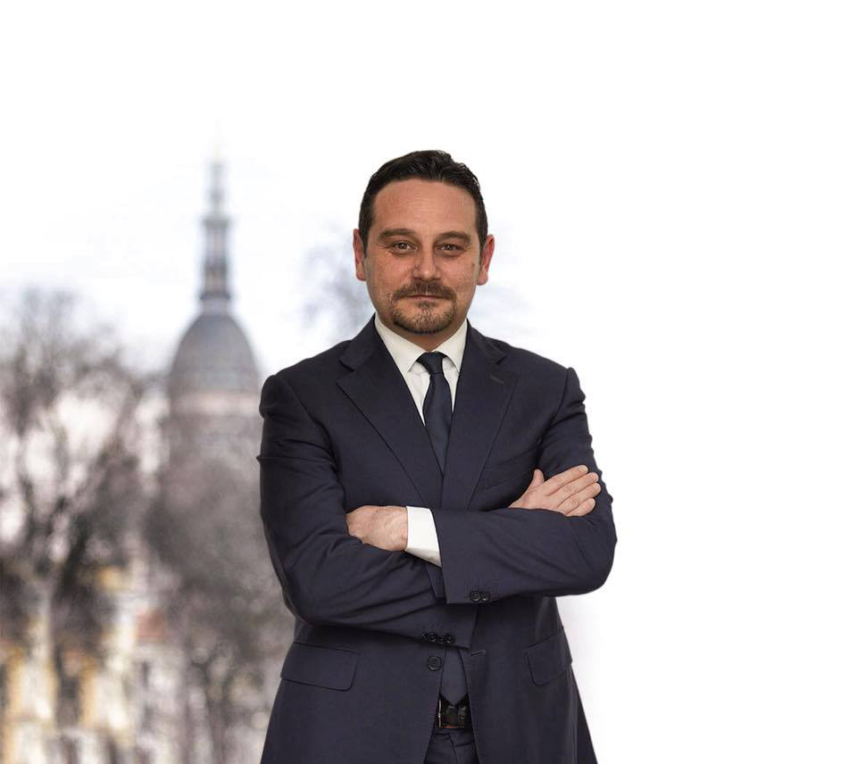 Novara, il sindaco: «i tamponi nelle case di riposo continueranno a essere fatti anche dopo Pasqua»