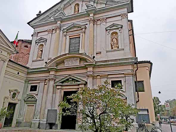 Novara, restauri alla chiesa di San Giovanni Decollato