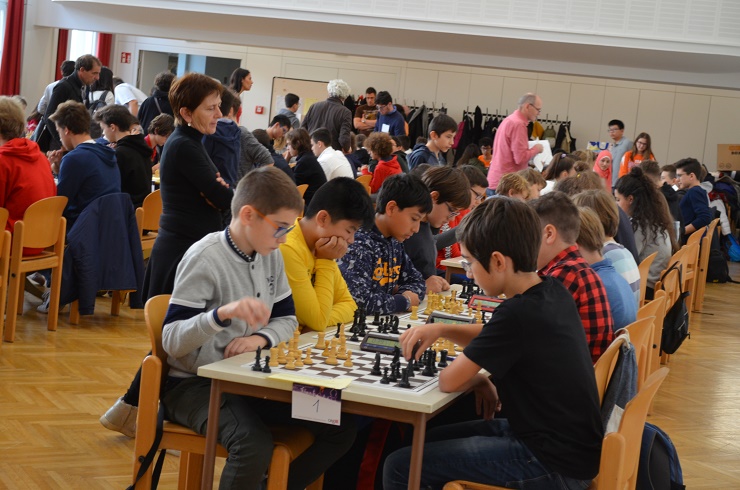 19° torneo scolastico internazionale di scacchi a Vienna: aronesi vicini al podio