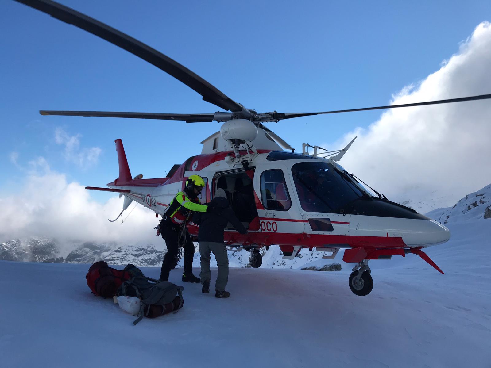Sette persone recuperate in montagna dai Vigili del fuoco del Vco